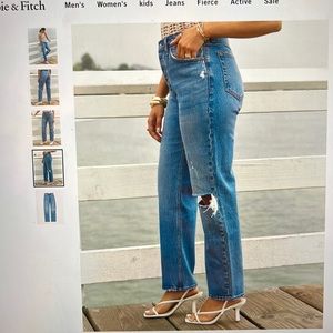 Ambercrombie & Fitch High Rise Dad Jeans 26 L/ 2L NWT never worn